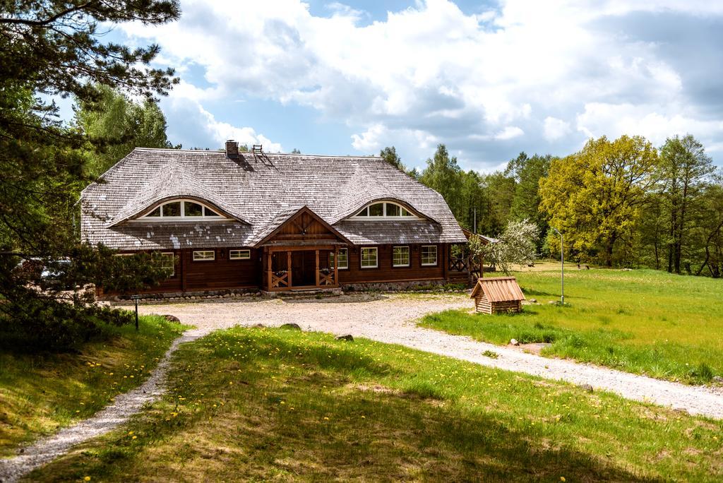 Vabalyne Pension Vilkiskes Buitenkant foto